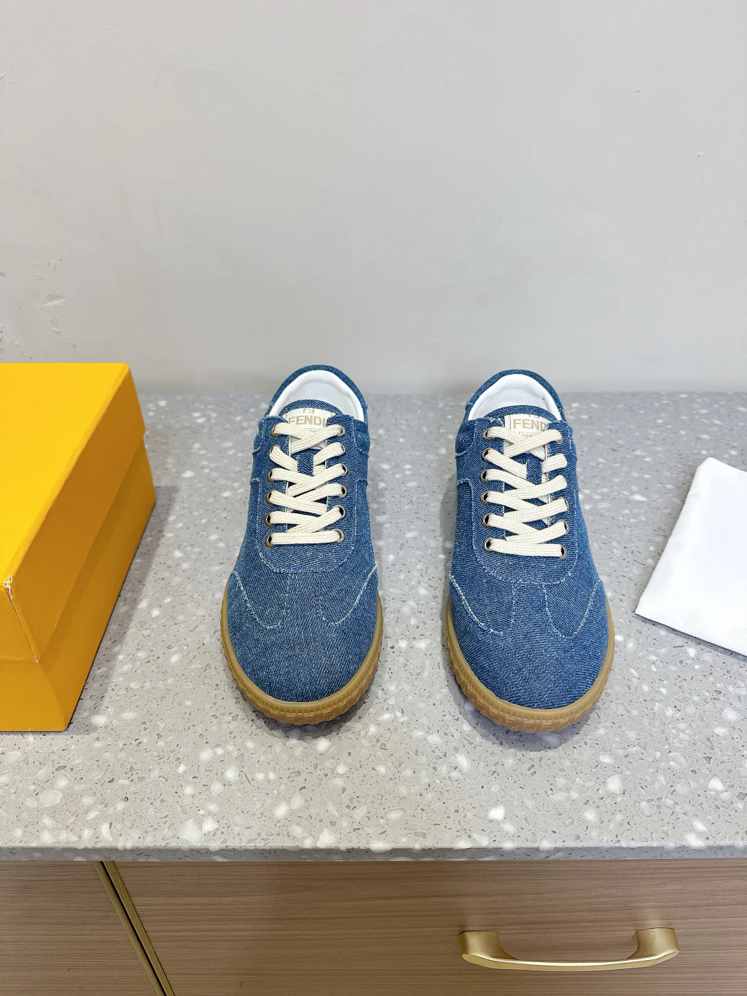 Кеды Женские Fendi 33211