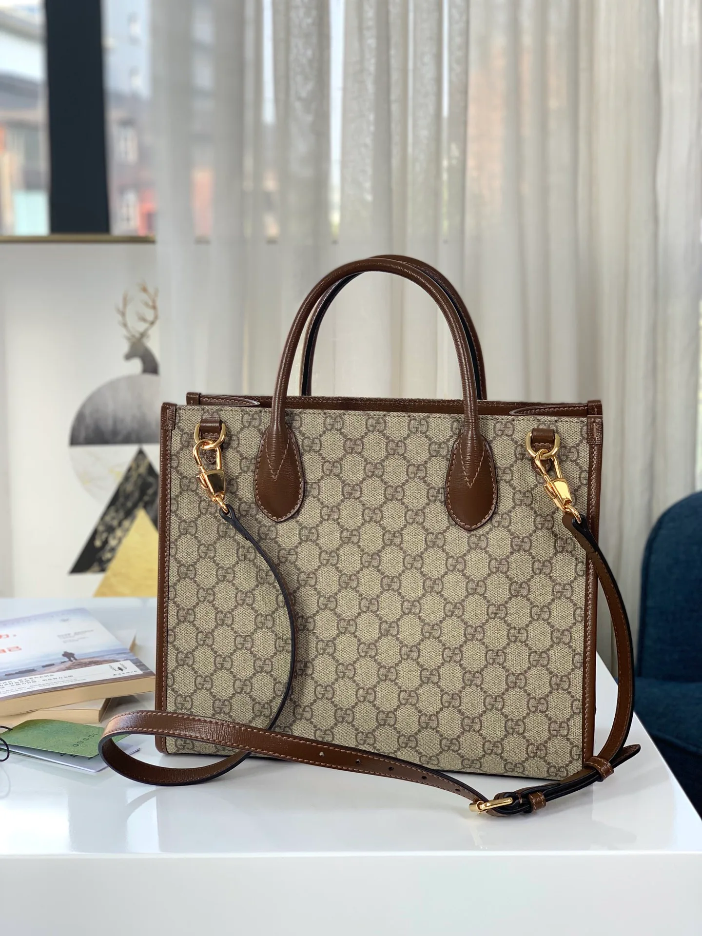 Классические Сумки Женские Gucci 12795259