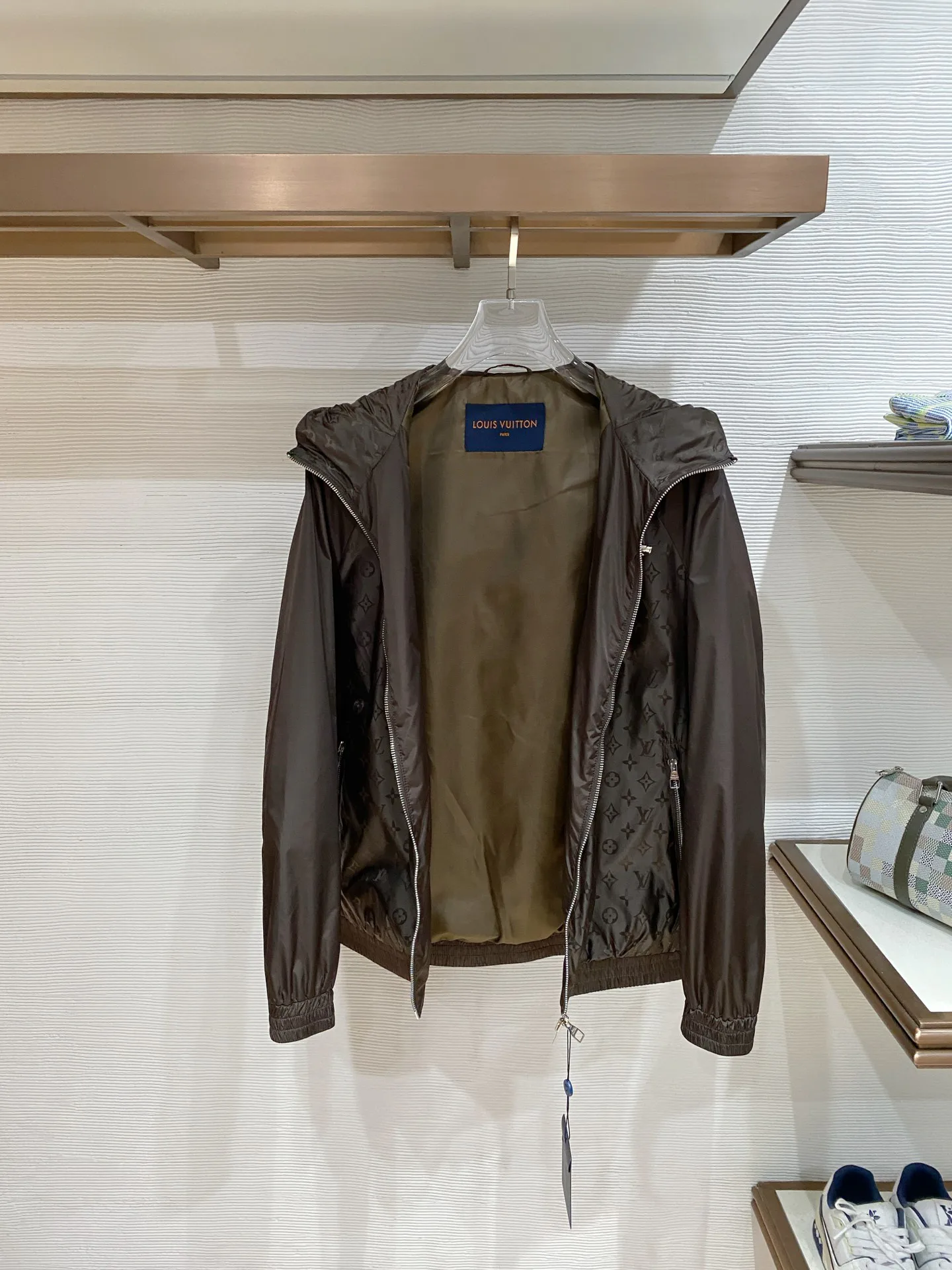 Куртки И Пуховики Мужские Louis Vuitton 12713485