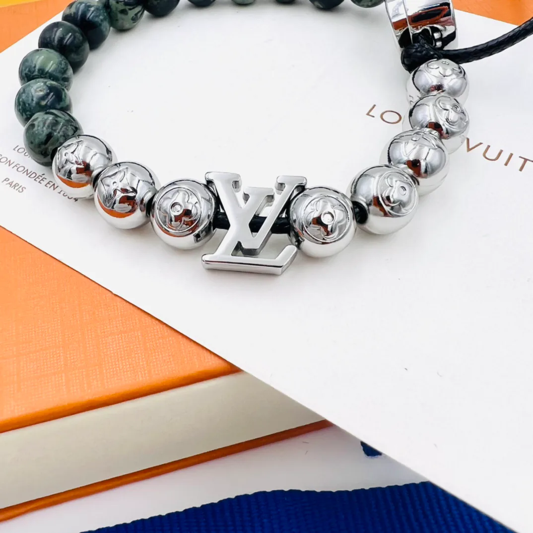 Бижутерия Louis Vuitton 11710