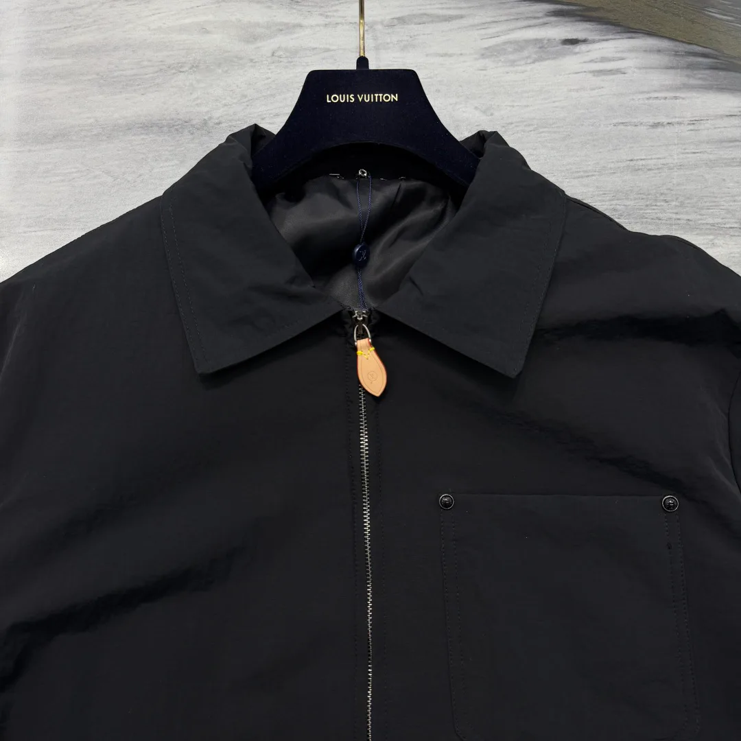 Куртки И Пуховики Мужские Louis Vuitton 10984036