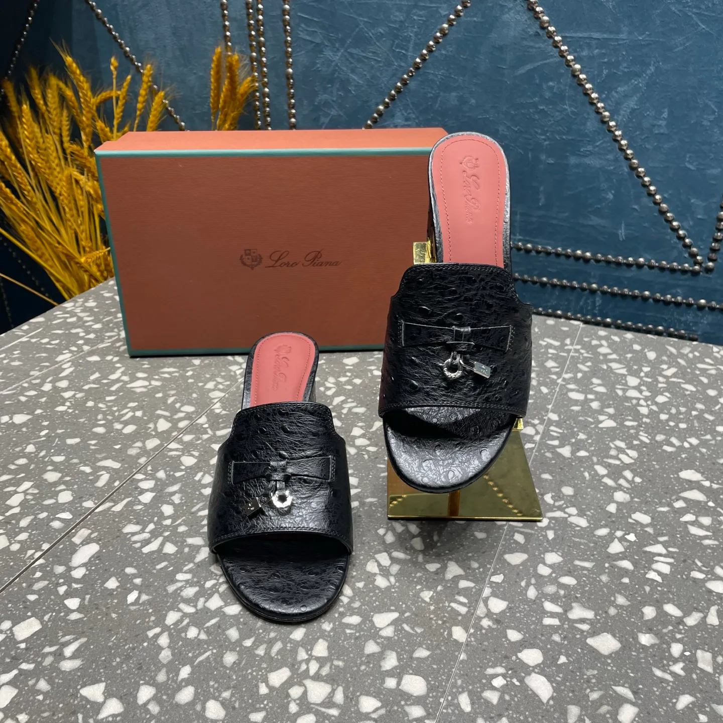 Босоножки Женские Loro Piana 22833