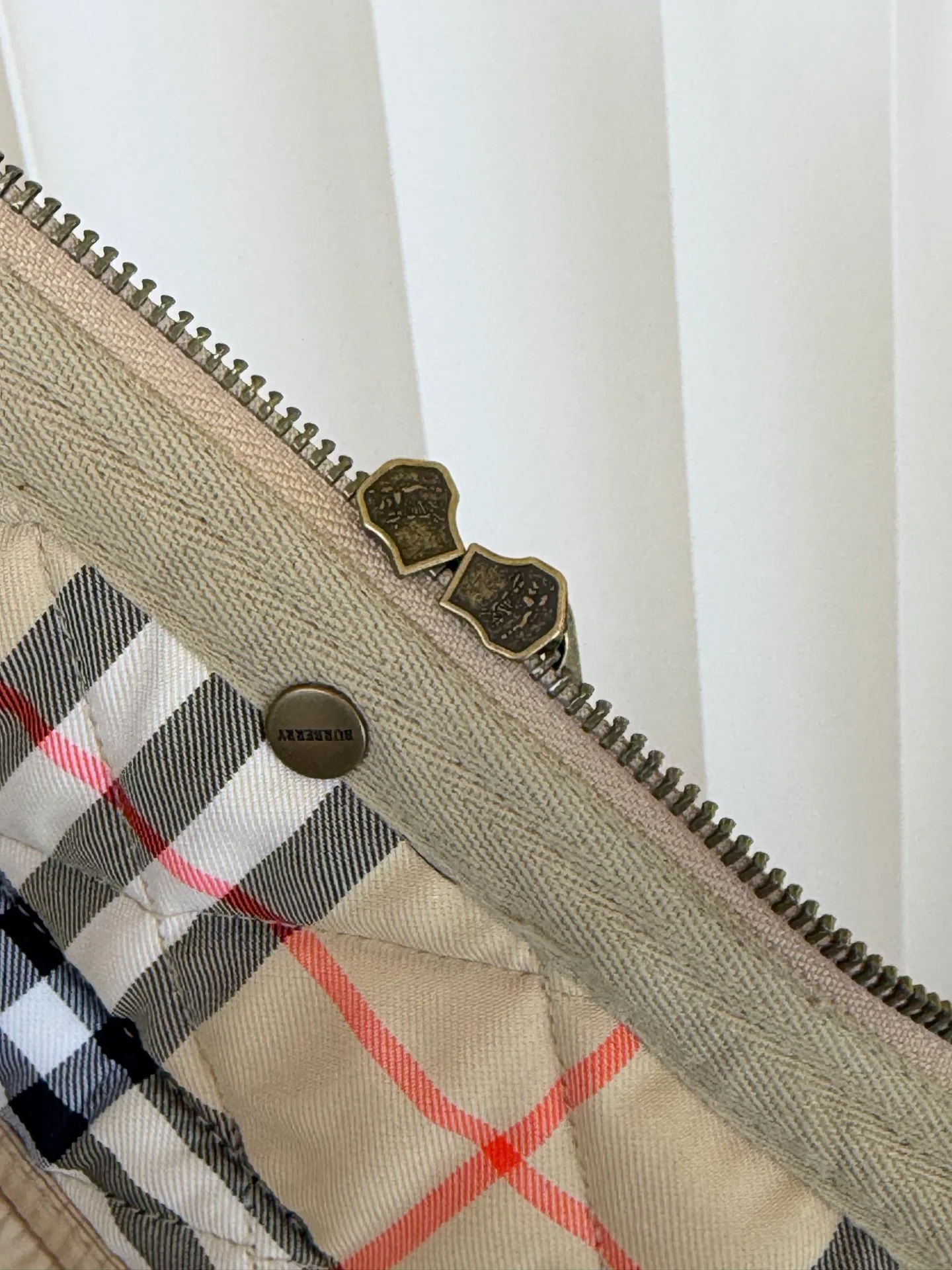 Куртки И Пуховики Женские Burberry 17950219