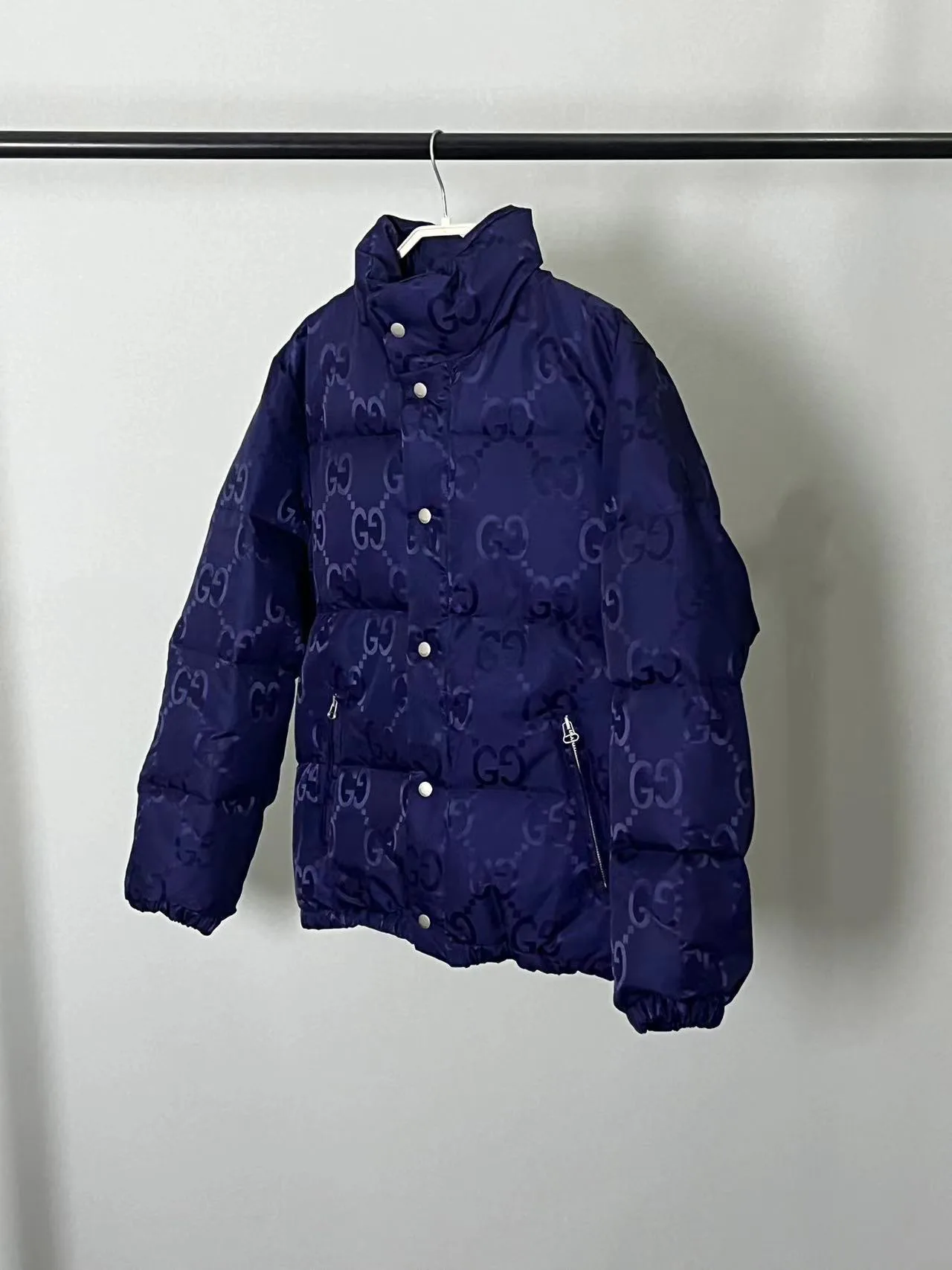 Куртки И Пуховики Женские Gucci 481090