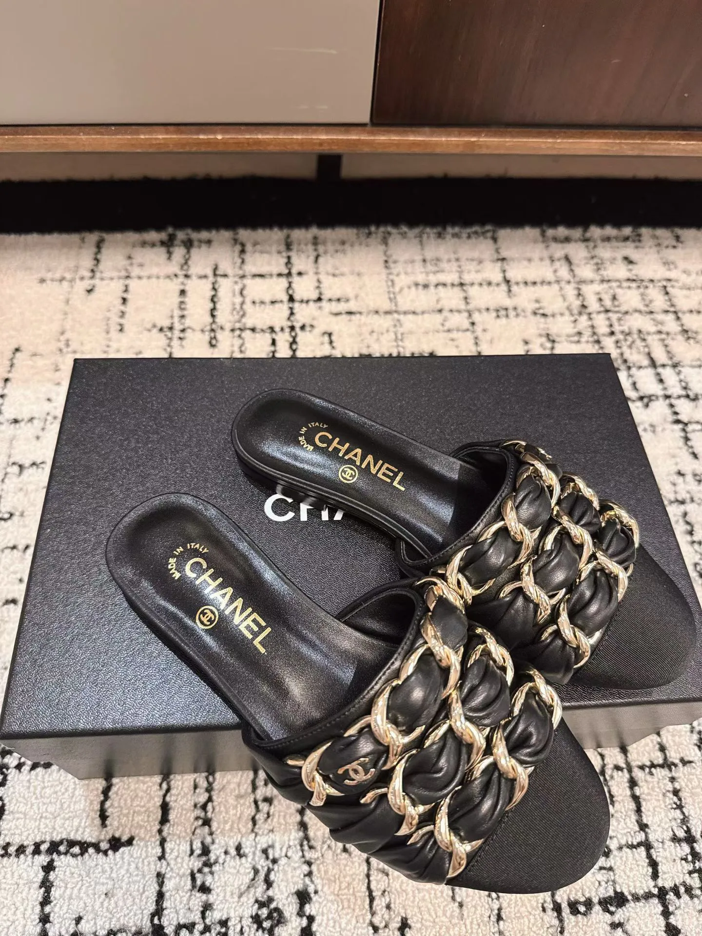 Шлепанцы Женские Chanel 736002