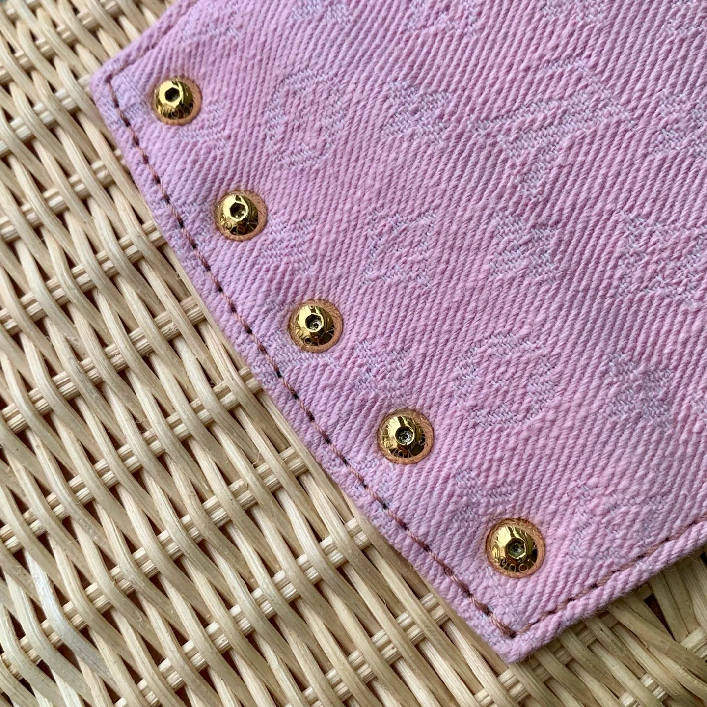 Классические Сумки Женские Louis Vuitton 18147578
