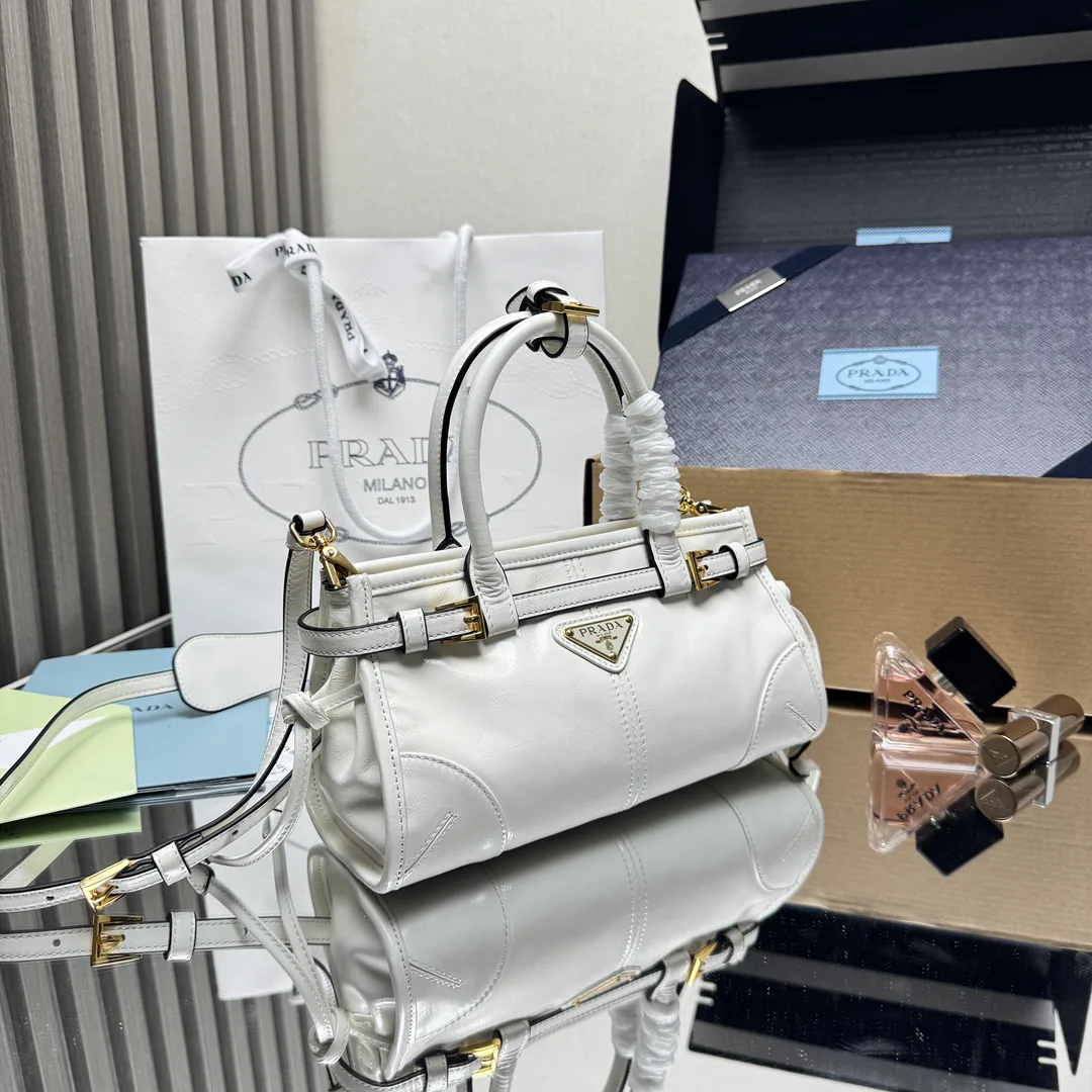 Классические Сумки Женские Prada 10446847