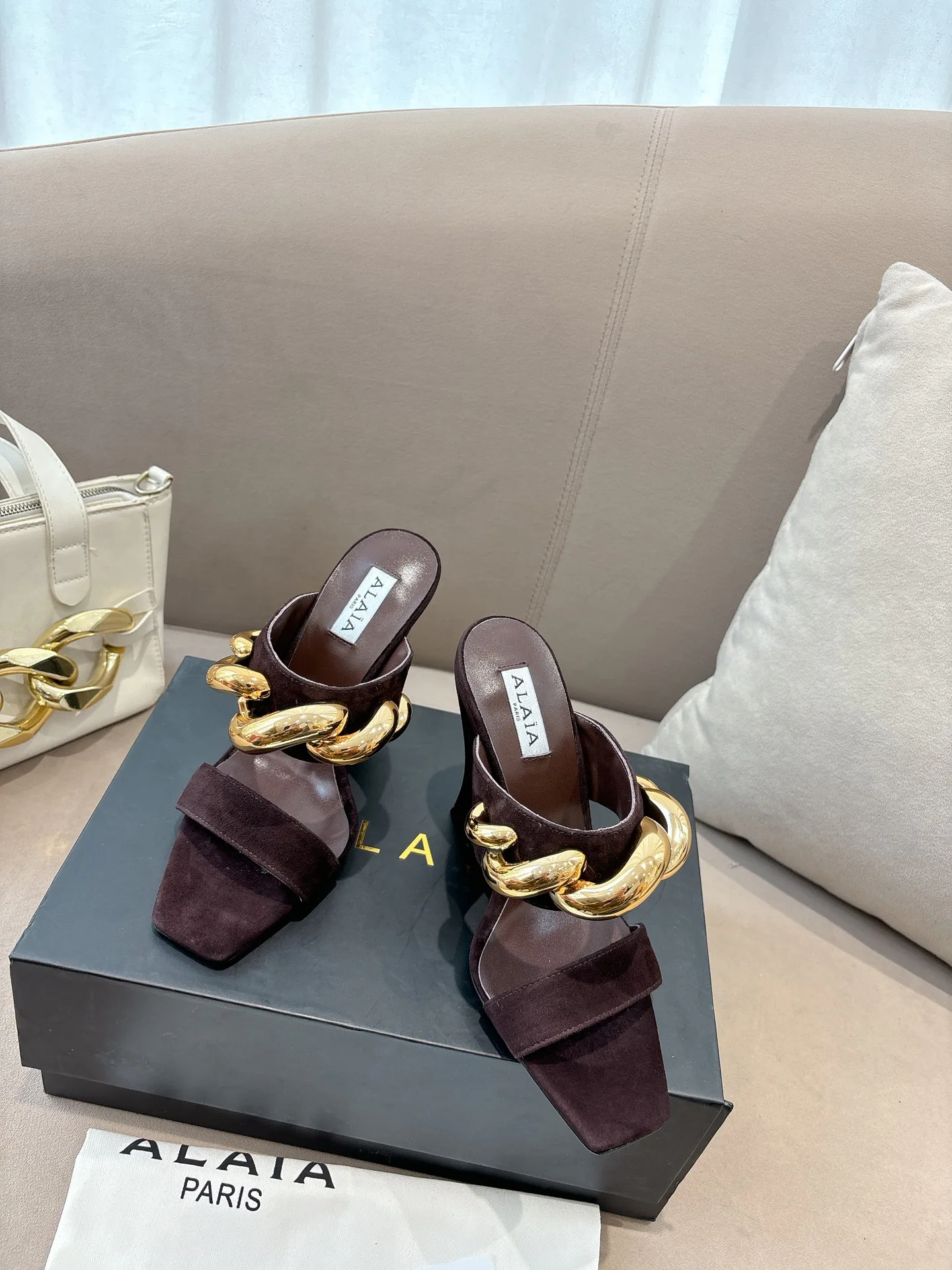 Босоножки Женские Alaia 11019595