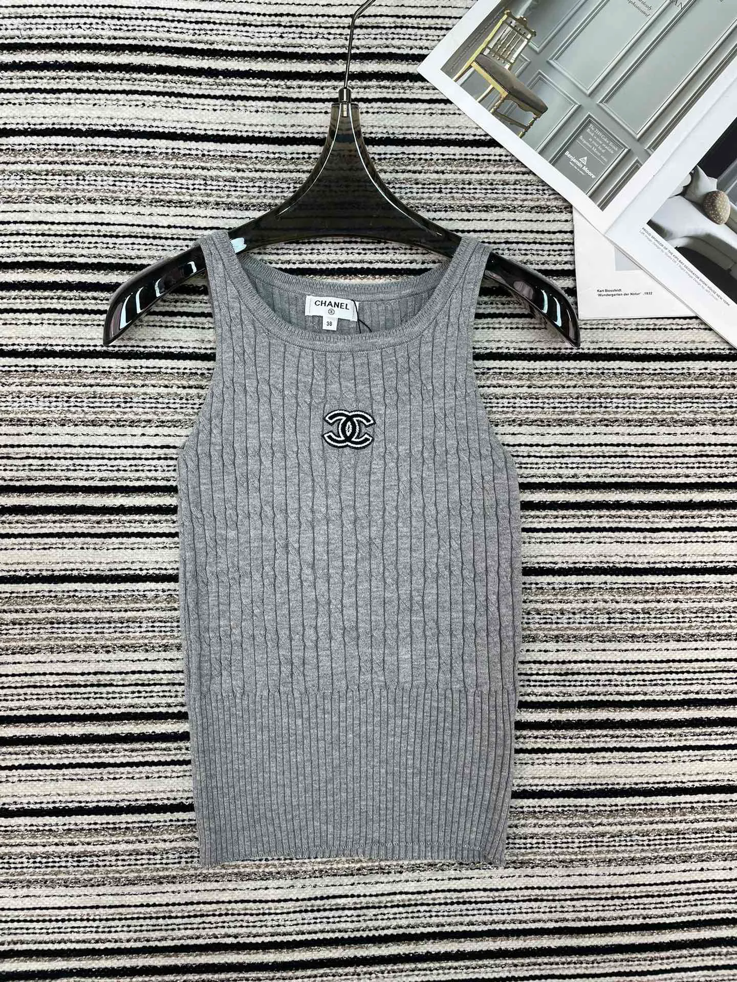 Жилеты Женские Chanel 11311130