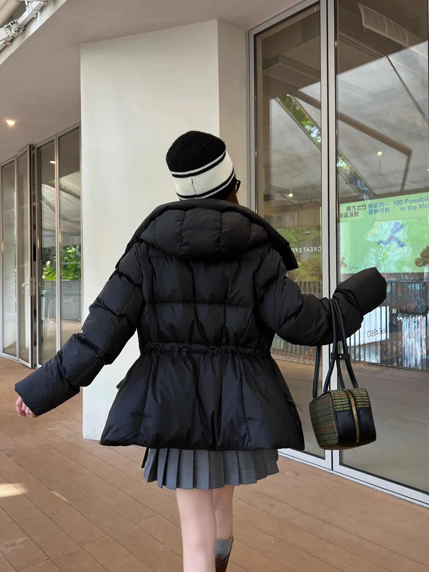 Куртки И Пуховики Женские Canada Goose 19145830