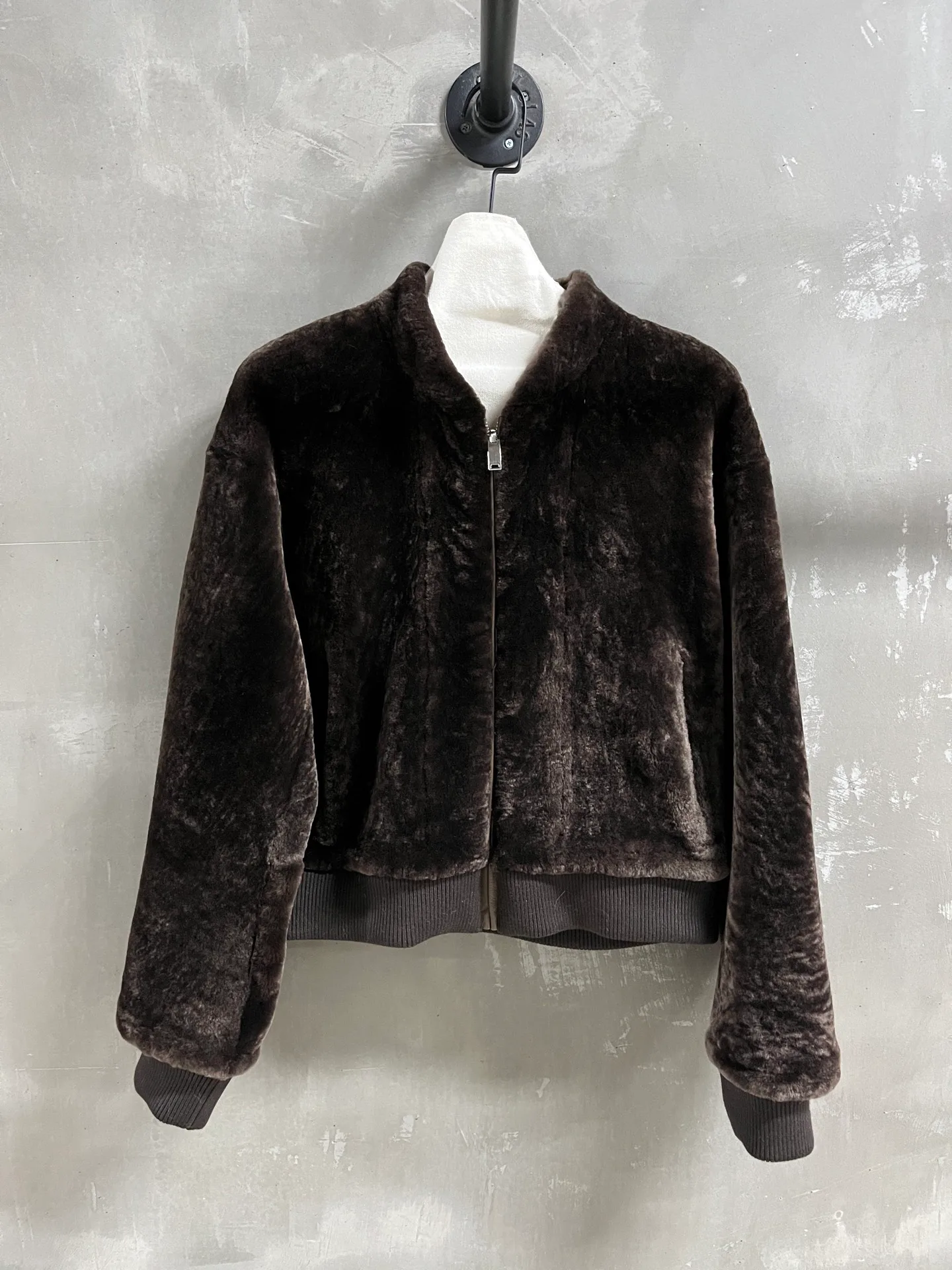 Кожаные Куртки И Дублёнки Женские Loro Piana 662212