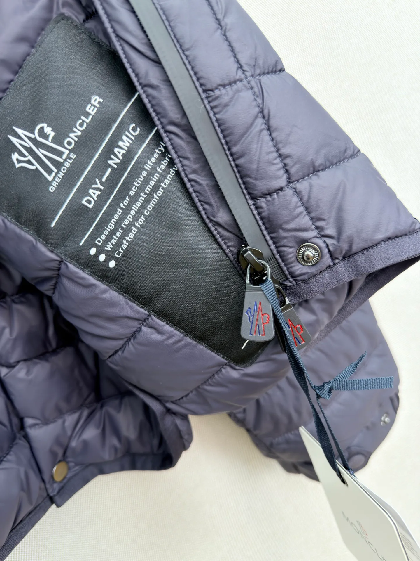 Куртки И Пуховики Женские Moncler 17919452