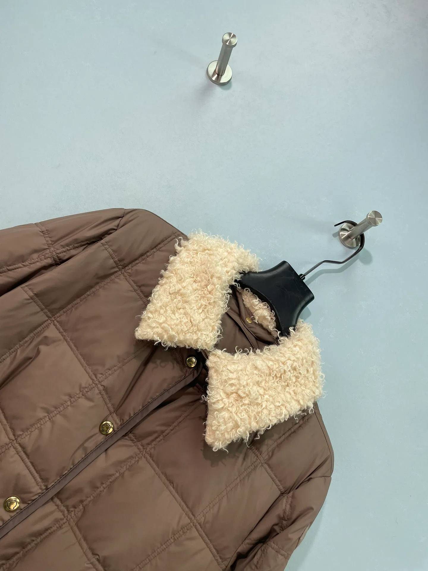 Куртки И Пуховики Женские Moncler 17913393