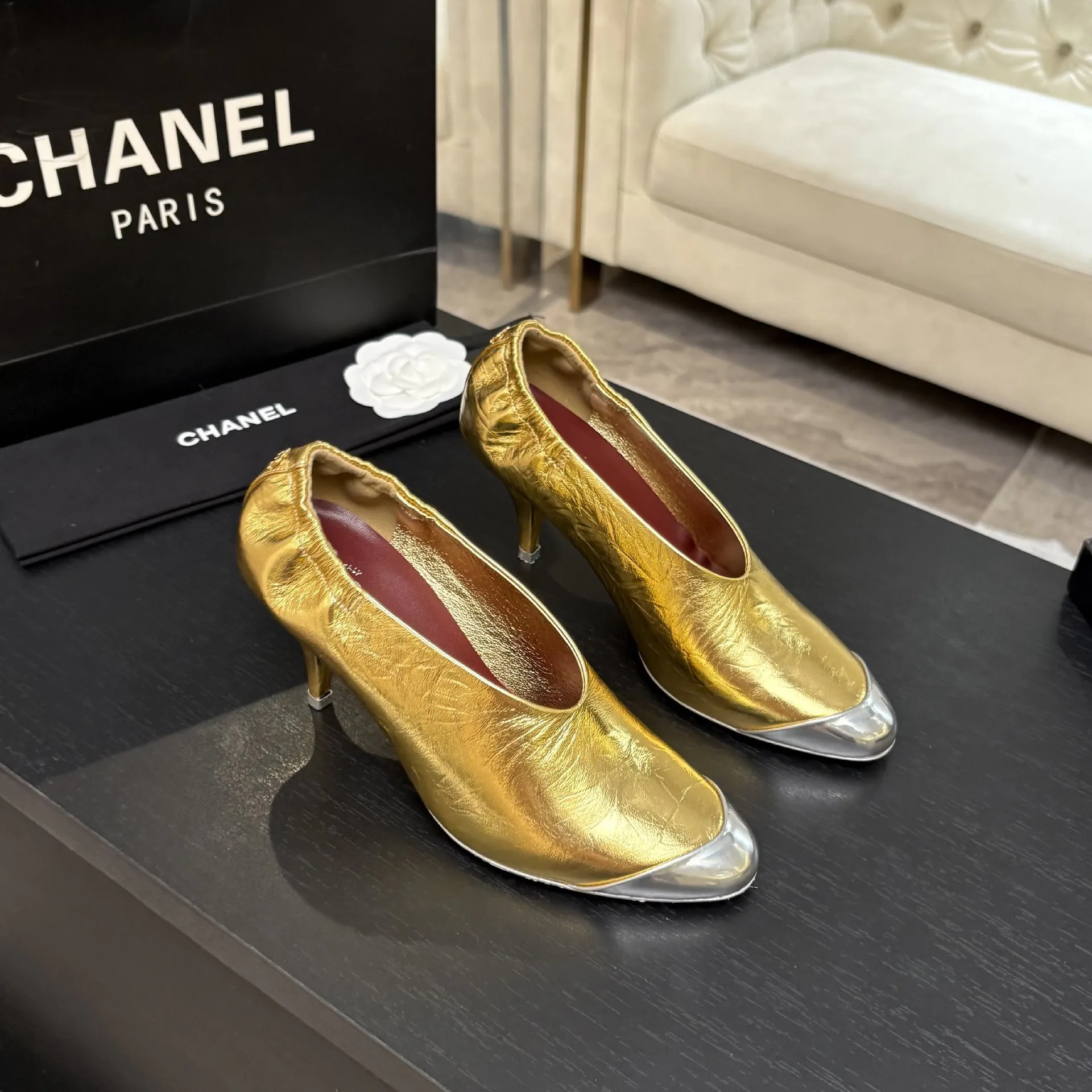 Туфли Женские Chanel 19237765