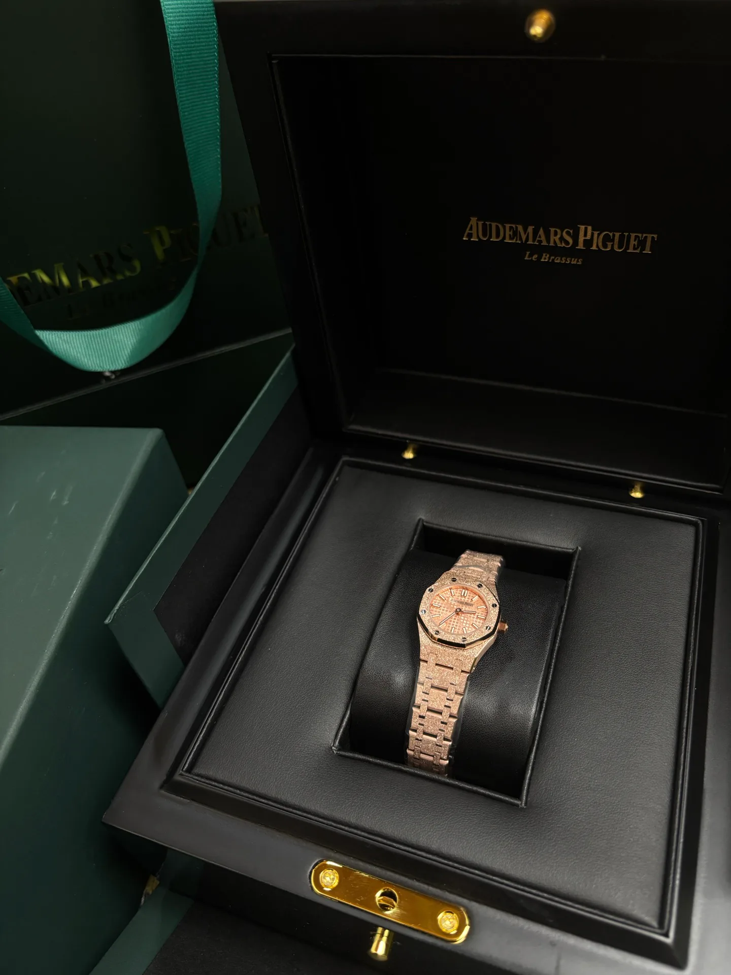 Часы Женские Audemars Piguet 11696025