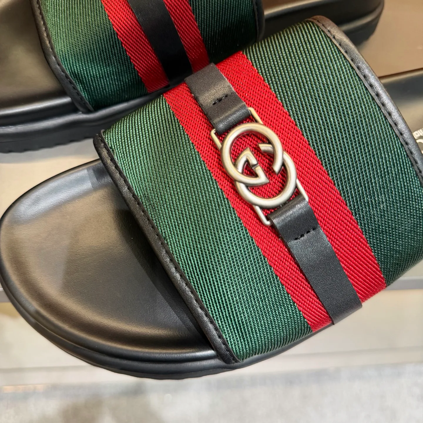 Шлепанцы Женские Gucci 9737043
