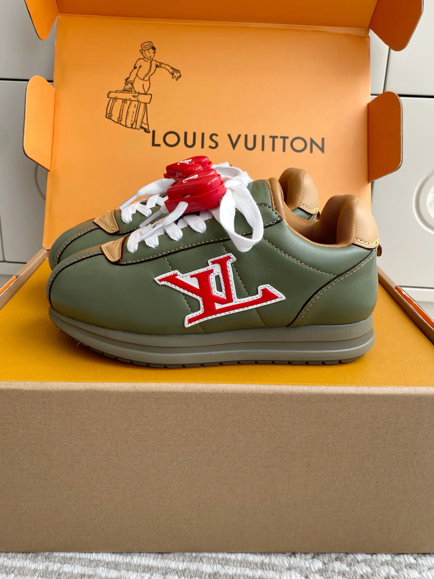 Кроссовки Женские Louis Vuitton 67103
