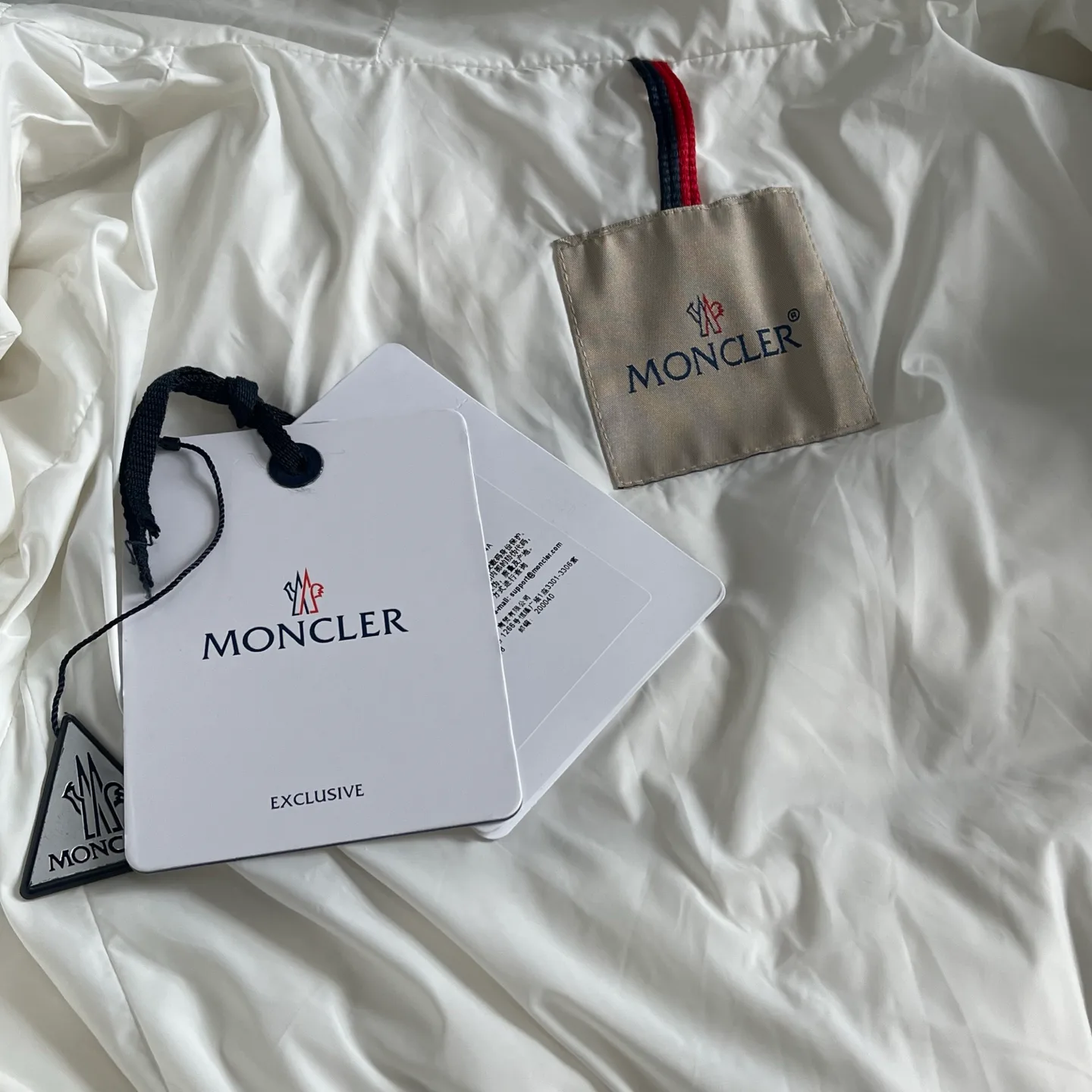 Куртки И Пуховики Женские Moncler 3834621