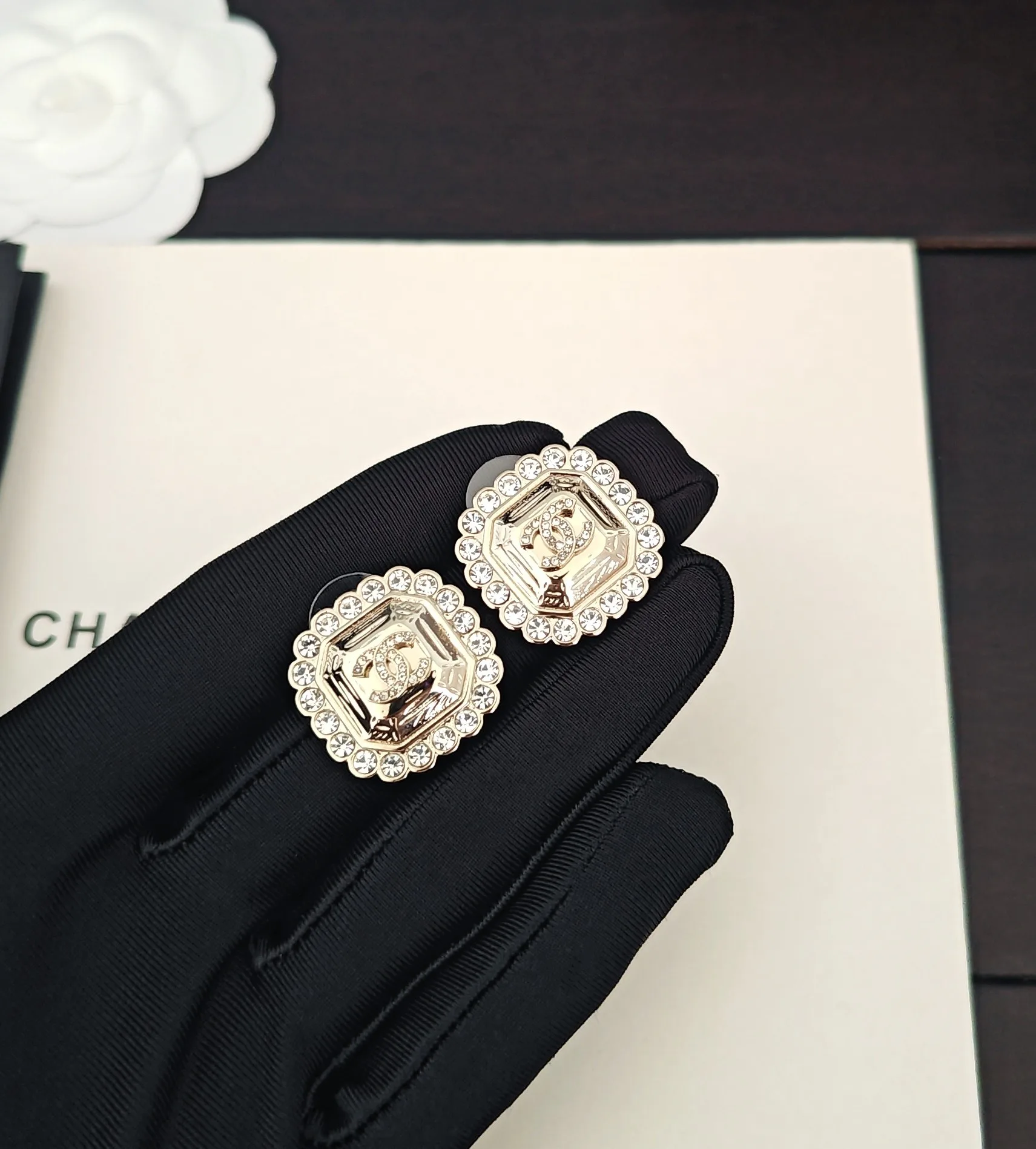 Бижутерия Chanel 225182