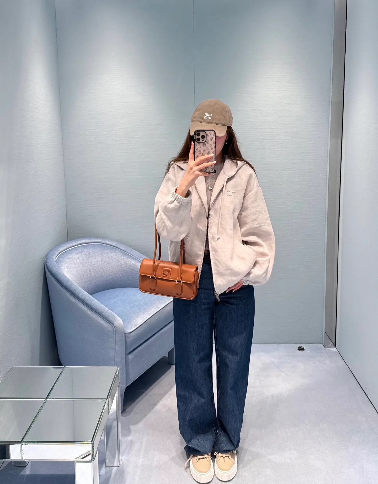 Куртки И Пуховики Женские Miu Miu 18113728