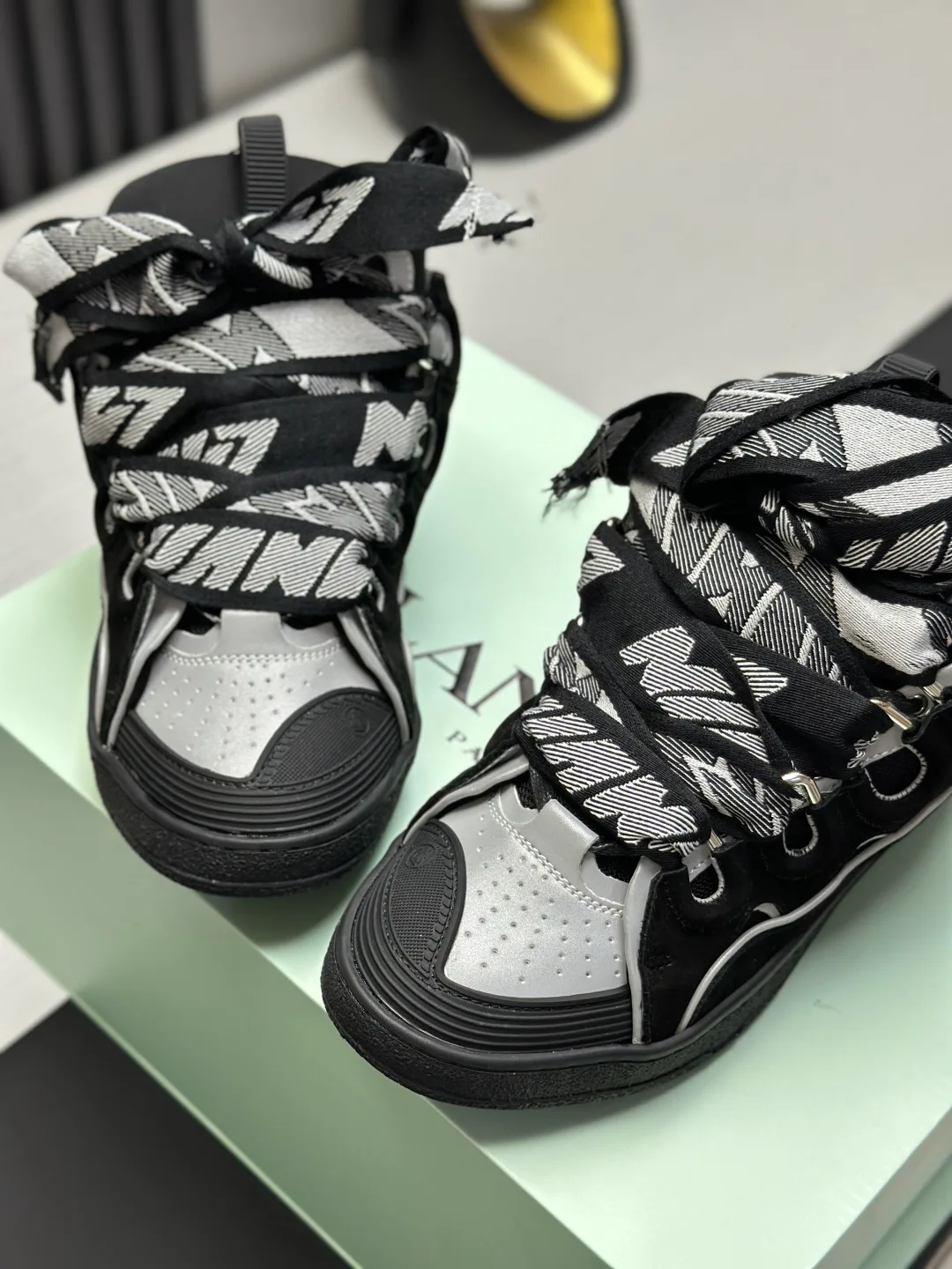 Кроссовки Женские Lanvin 11252409
