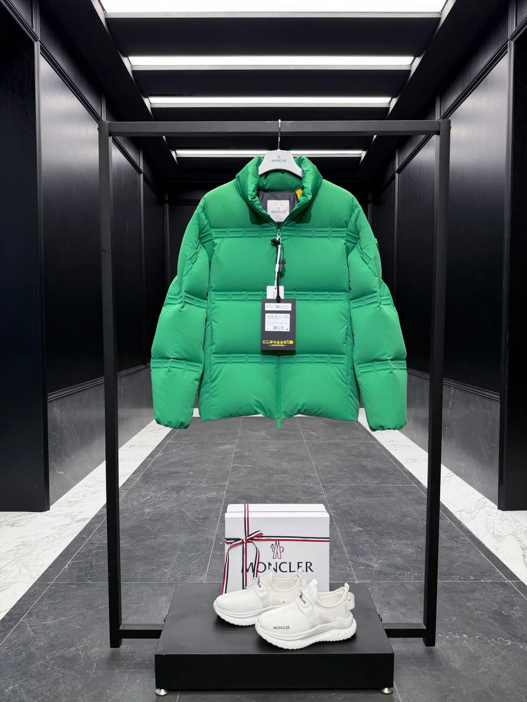 Куртки И Пуховики Мужские Moncler 987308