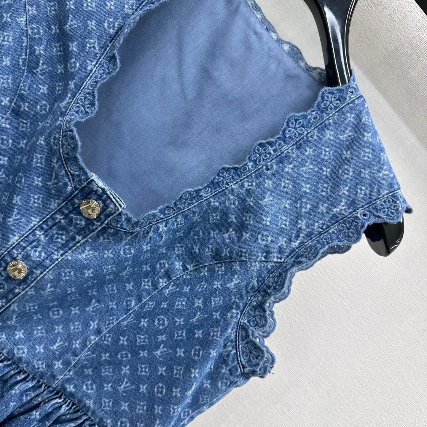 Жилеты Женские Louis Vuitton 17392648
