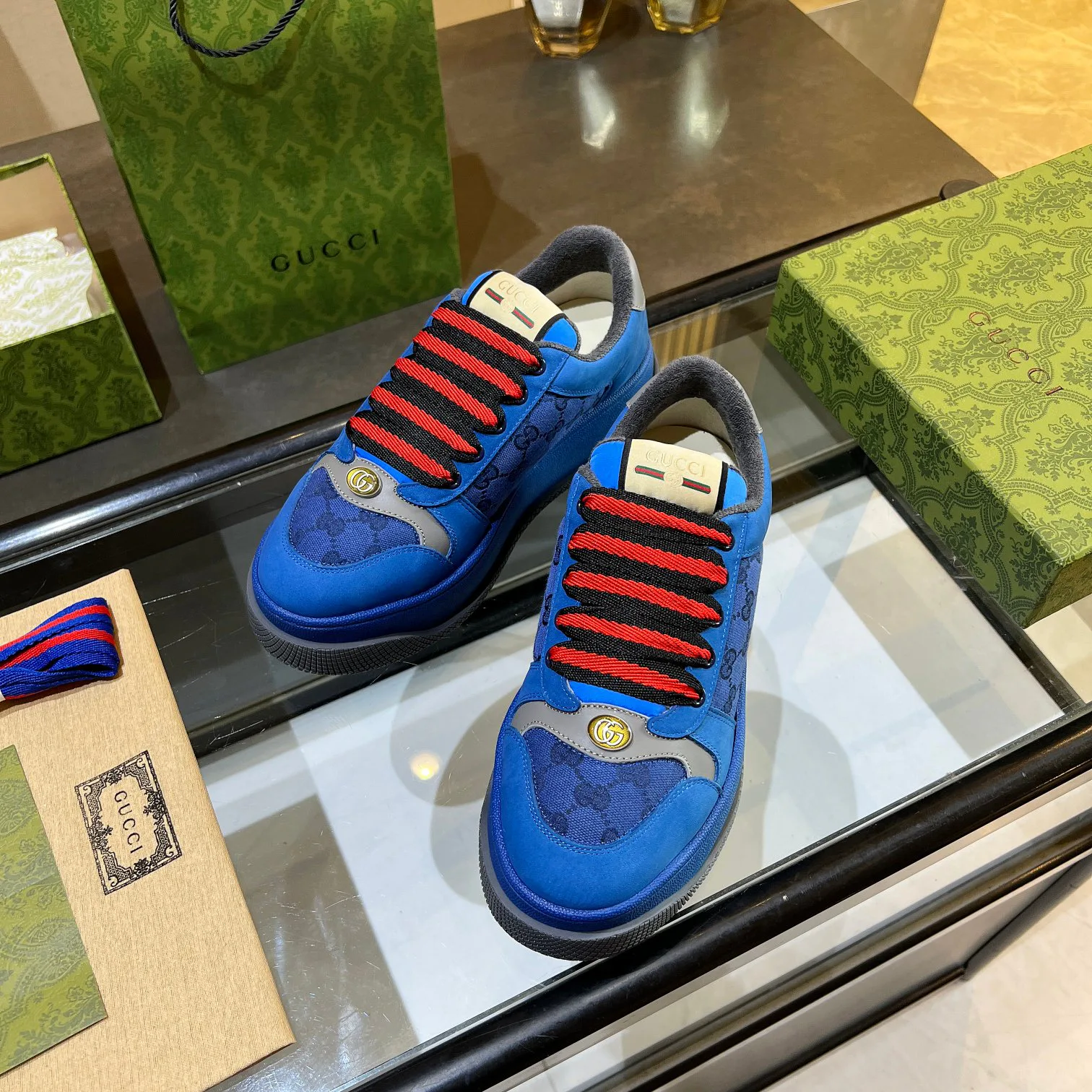 Кроссовки Женские Gucci 17955440