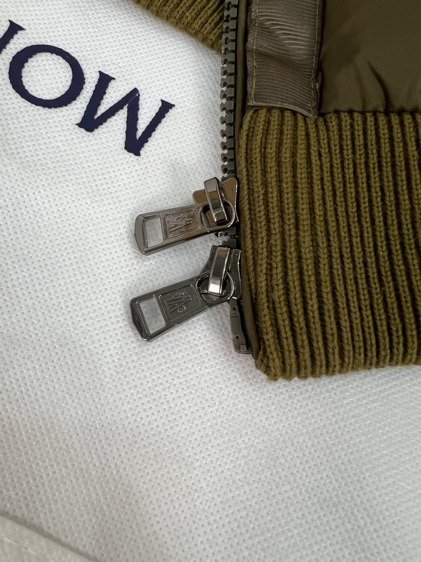 Куртки И Пуховики Мужские Moncler 470152