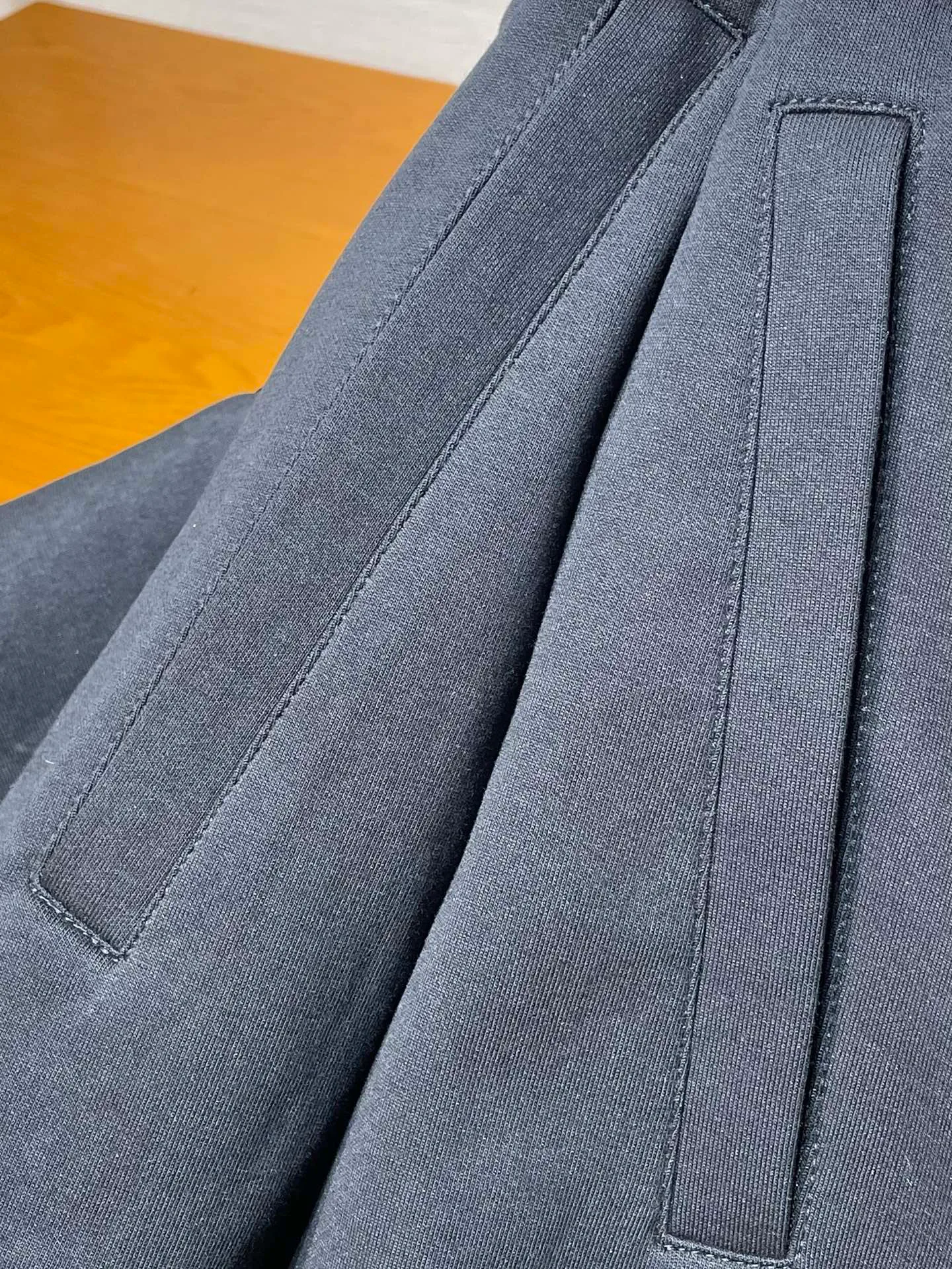 Куртки И Пуховики Мужские Prada 18236037
