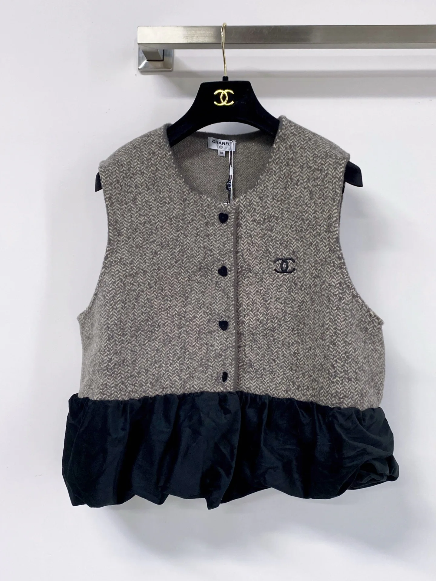 Жилеты Женские Chanel 19226918