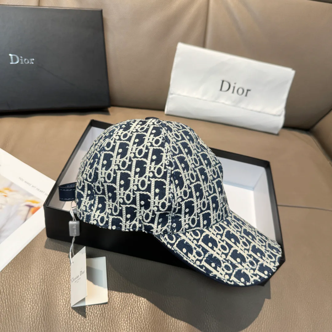 Головные Уборы Christian Dior 11529540