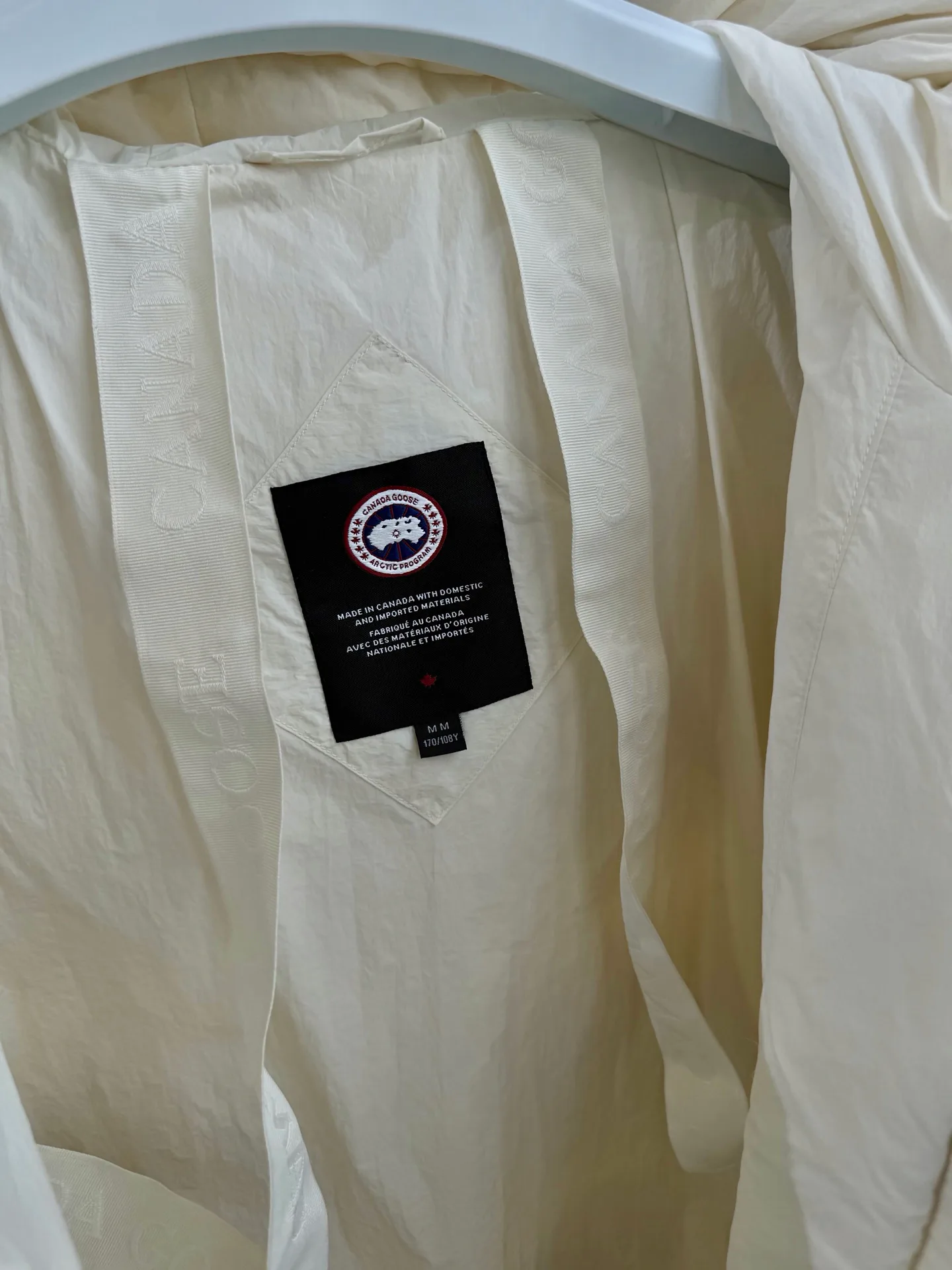 Куртки И Пуховики Женские Canada Goose 19682515
