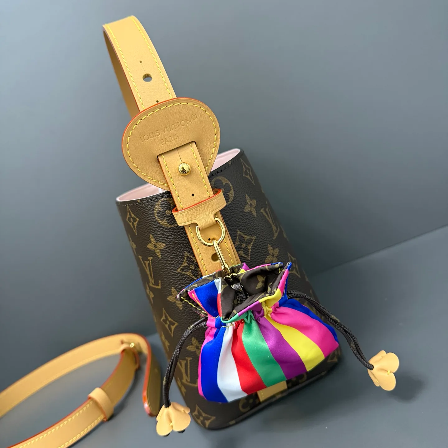 Классические Сумки Женские Louis Vuitton 10895307