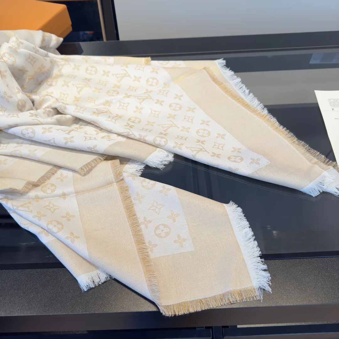 Шарфы Louis Vuitton 262362