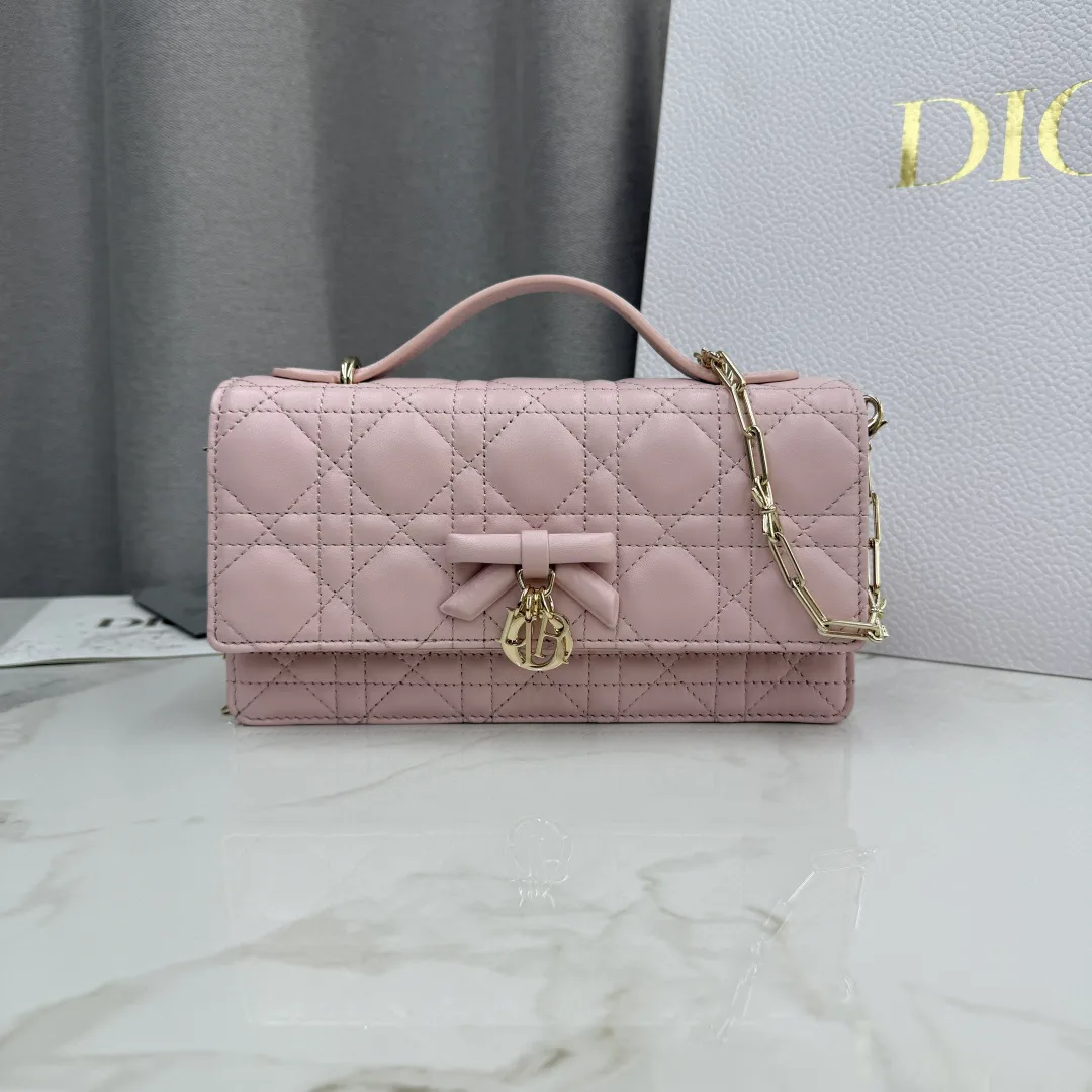 Классические Сумки Женские Christian Dior 12594755