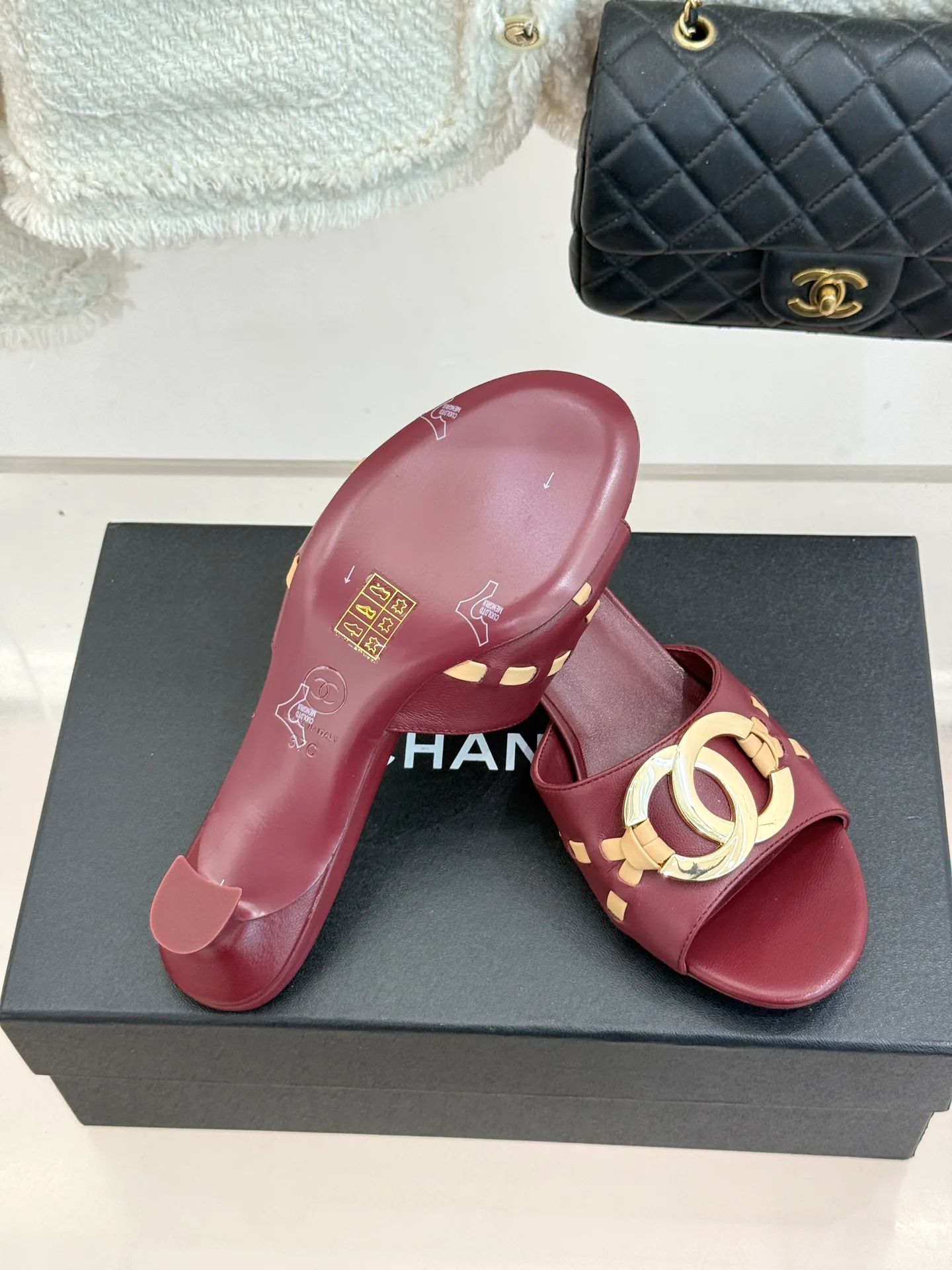 Босоножки Женские Chanel 17025705
