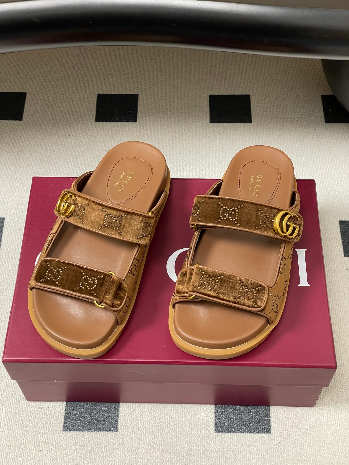 Сандалии Женские Gucci 11777354