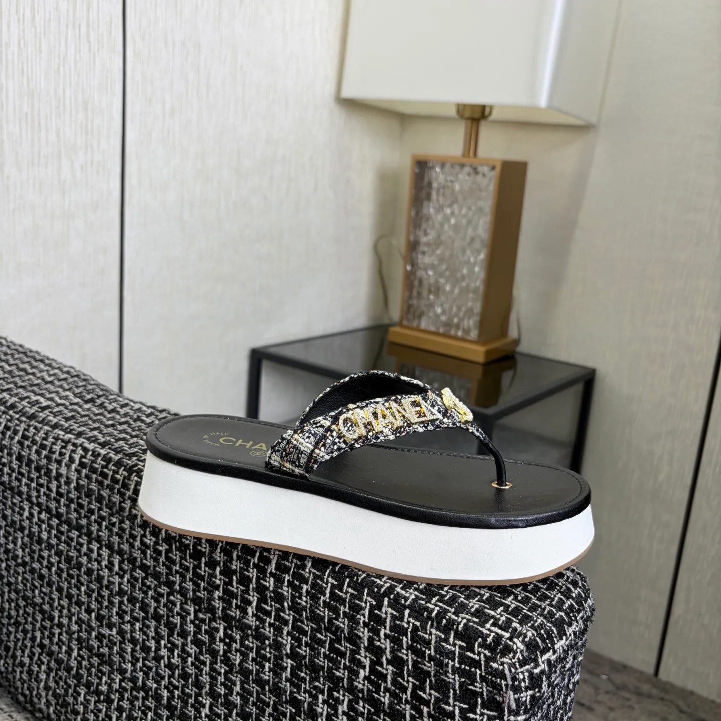 Шлепанцы Женские Chanel 13581875