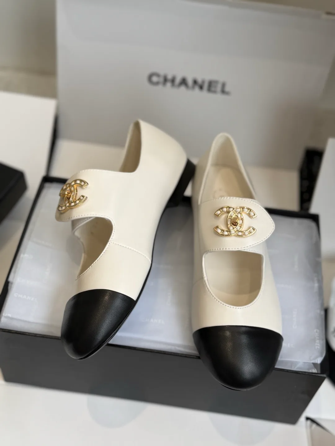 Туфли Женские Chanel 18724489