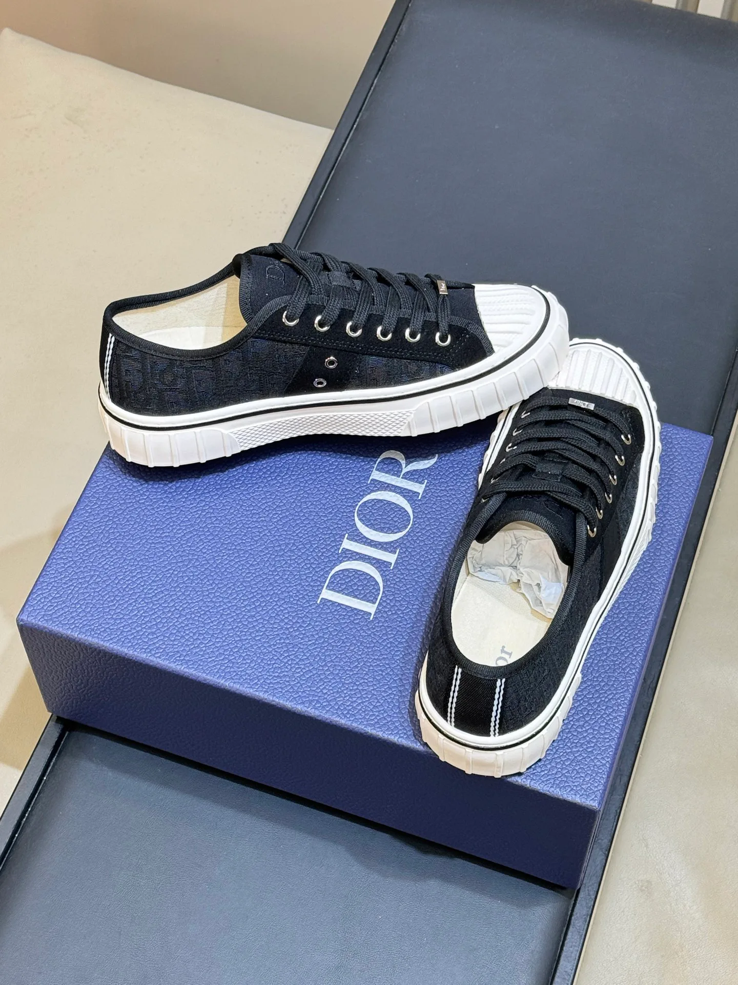 Кроссовки Женские Christian Dior 17915341