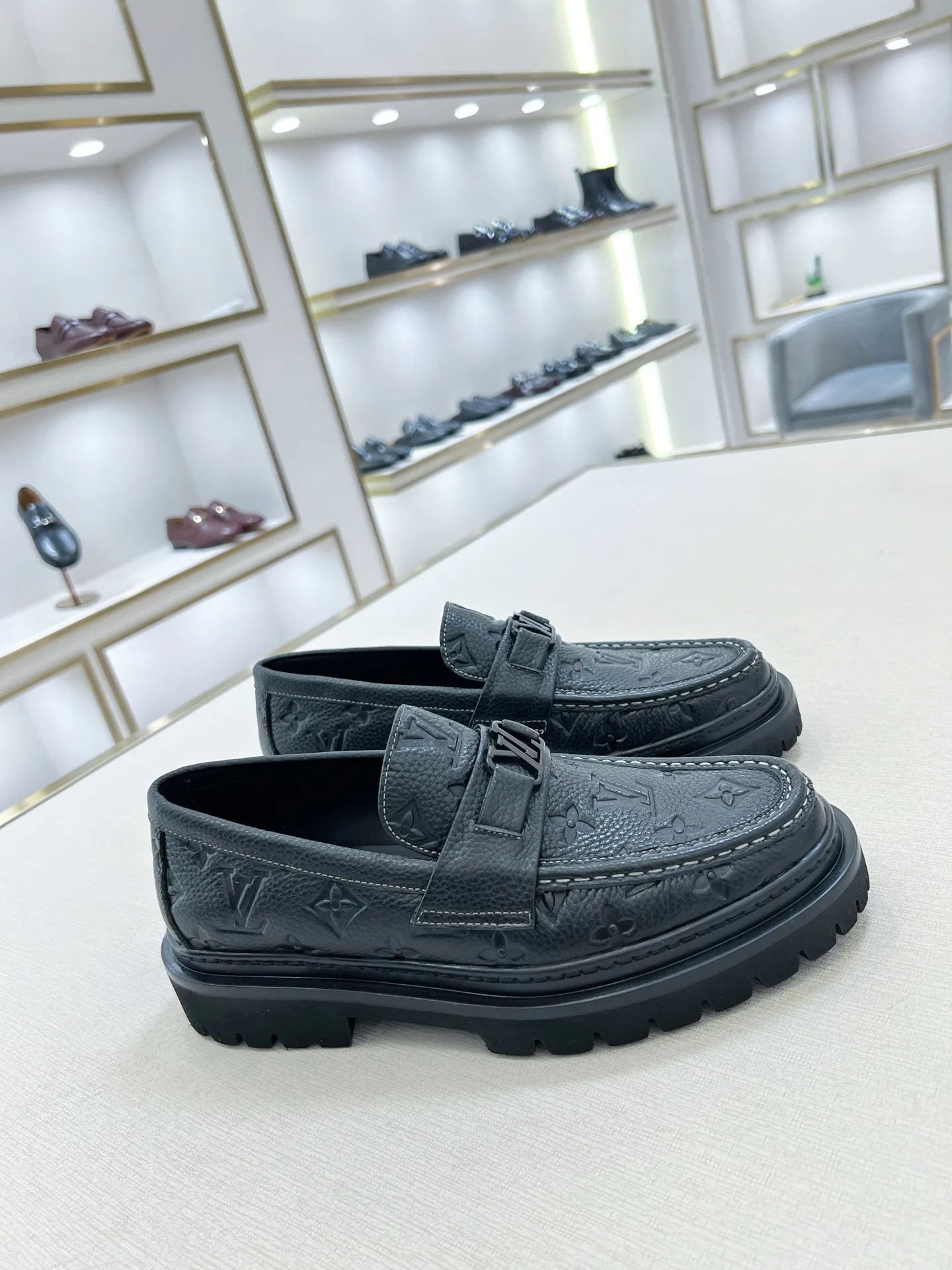 Лоферы Женские Louis Vuitton 578101