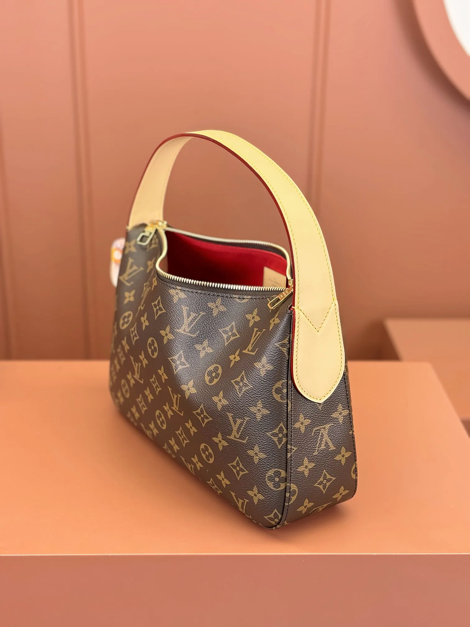 Классические Сумки Женские Louis Vuitton 11669158