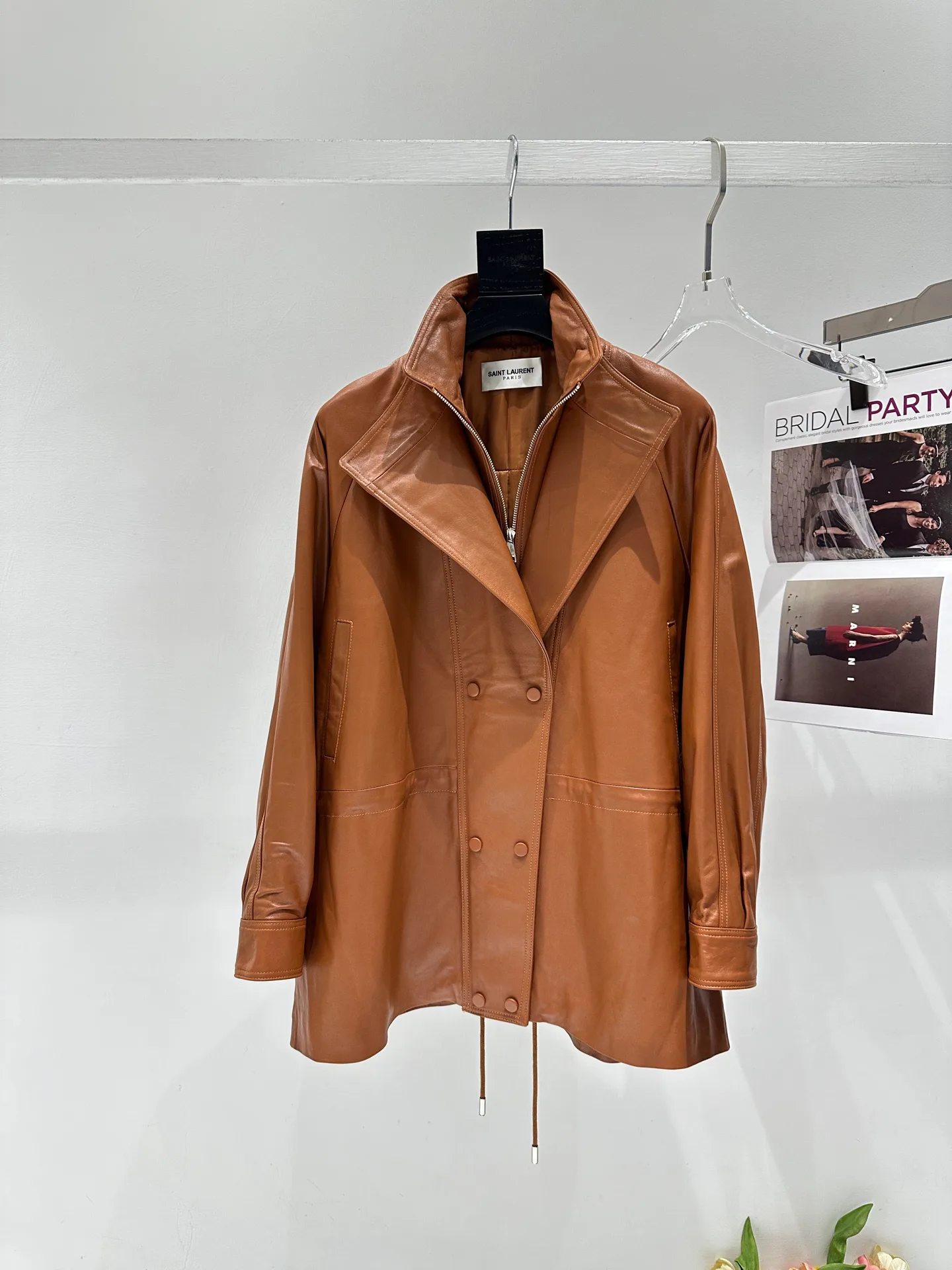 Кожаные Куртки И Дублёнки Женские Saint Laurent 11598172