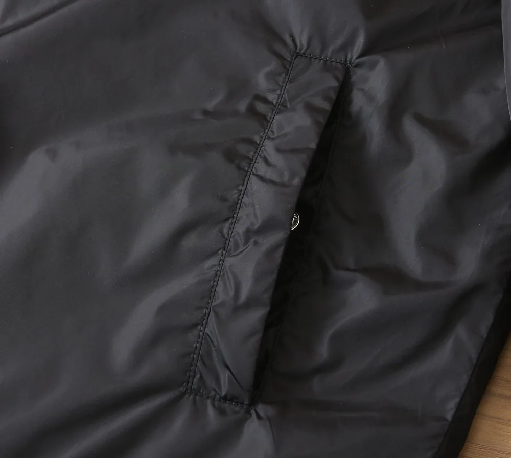 Куртки И Пуховики Мужские Moncler 11011003