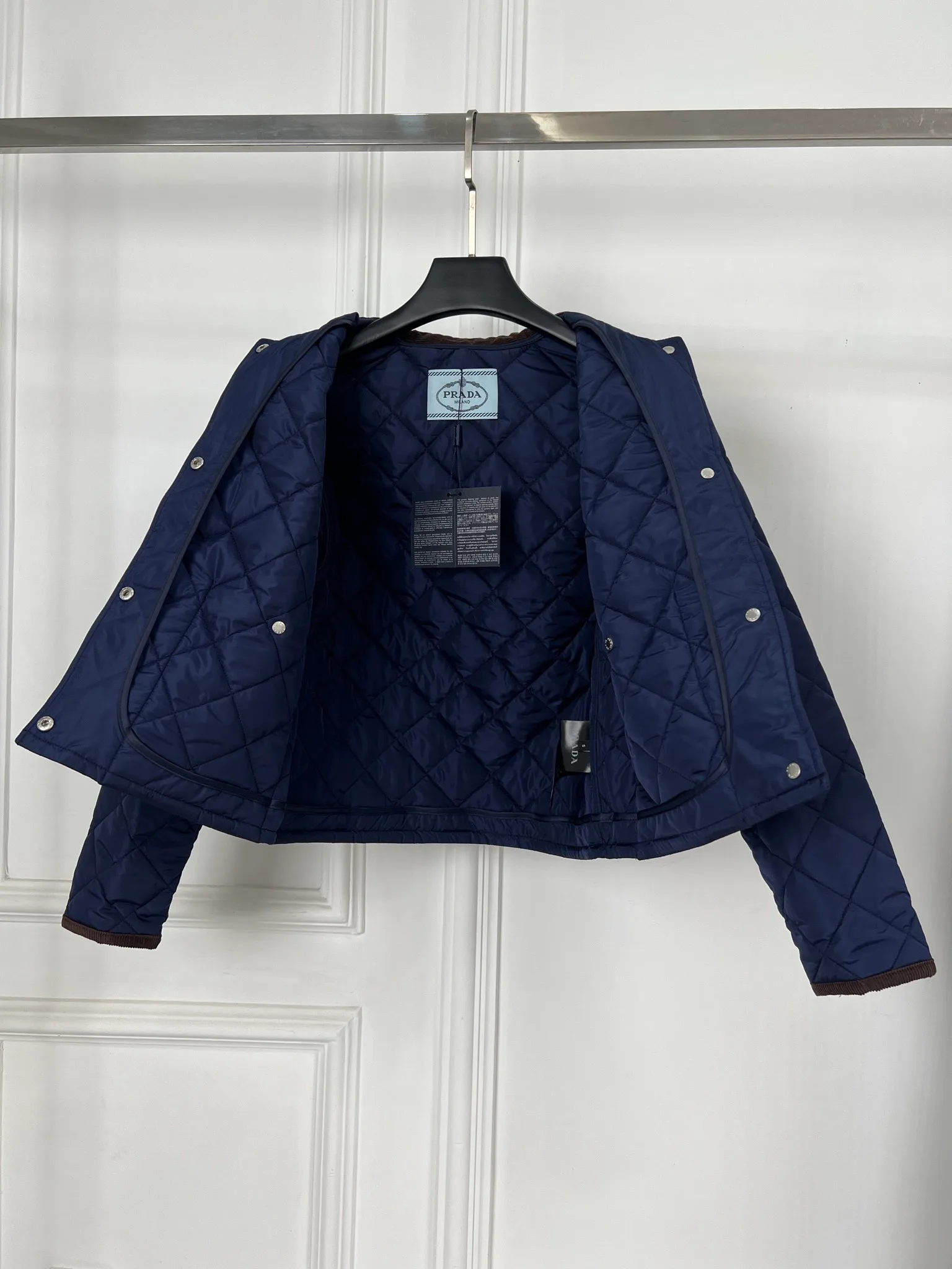 Куртки И Пуховики Женские Prada 9269375