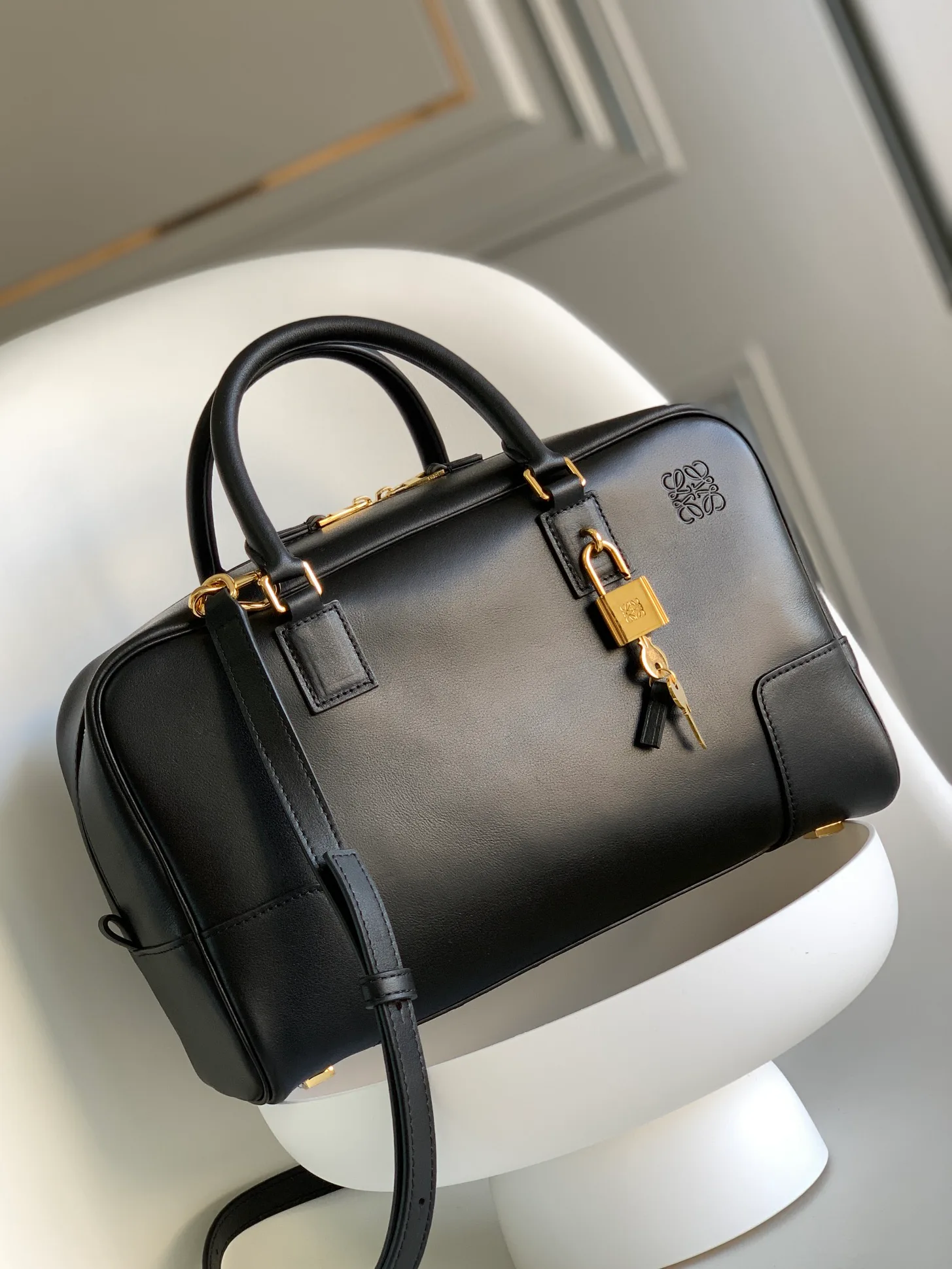 Классические Сумки Женские Loewe 5029960