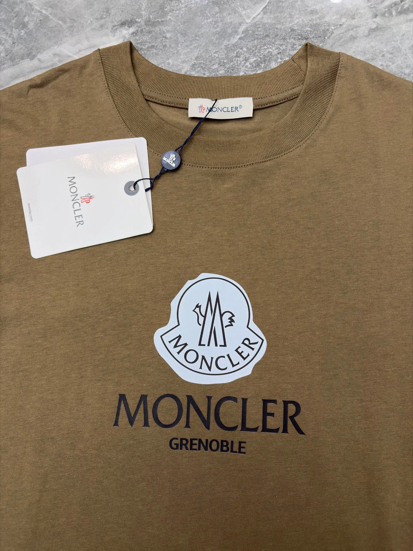 Футболки Женские Moncler 11424382