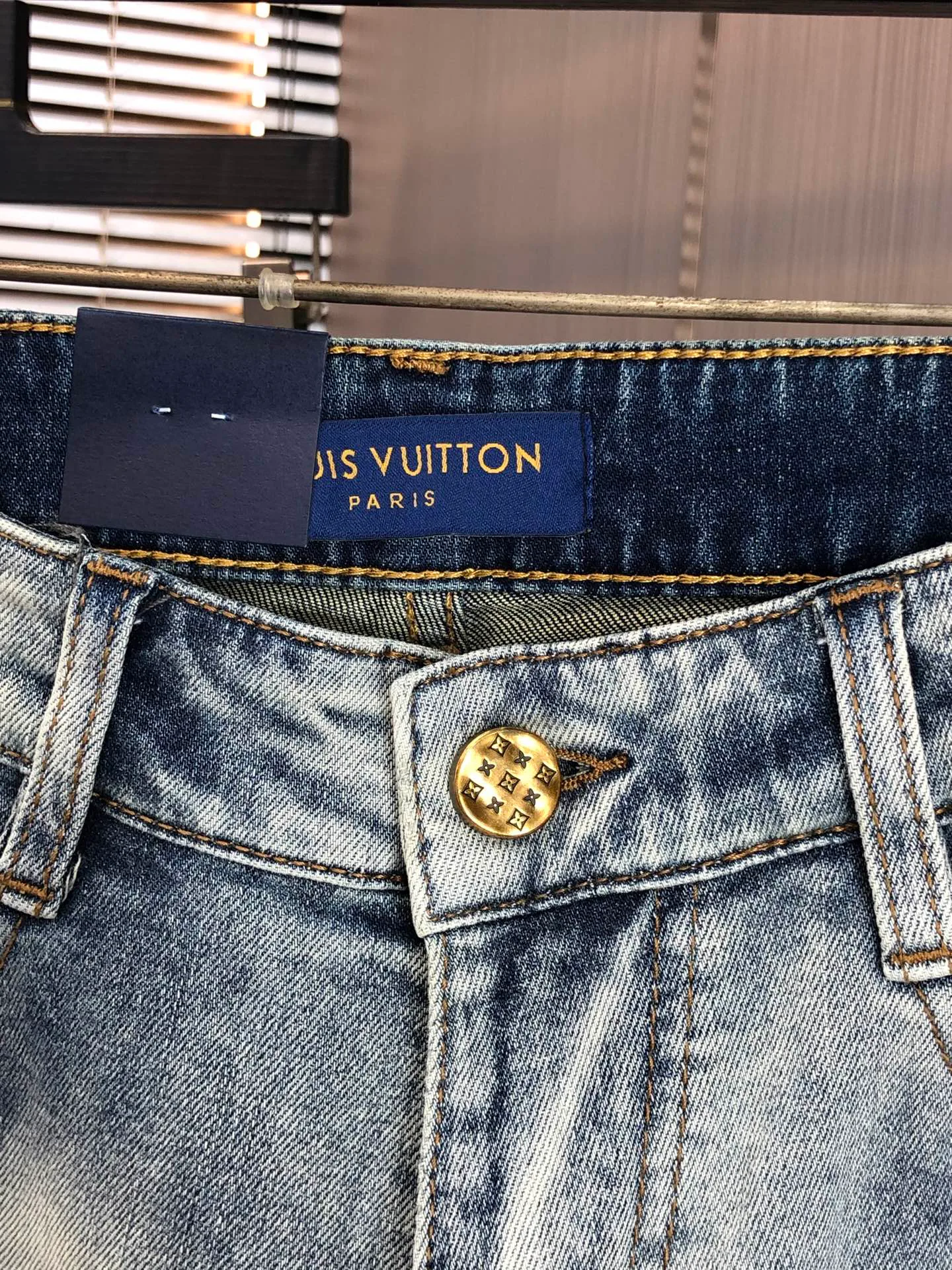 Джинсы Женские Louis Vuitton 10186821