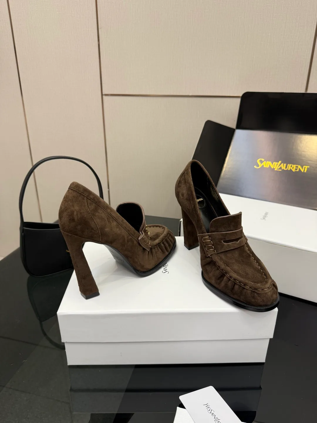 Туфли Женские Saint Laurent 1091950